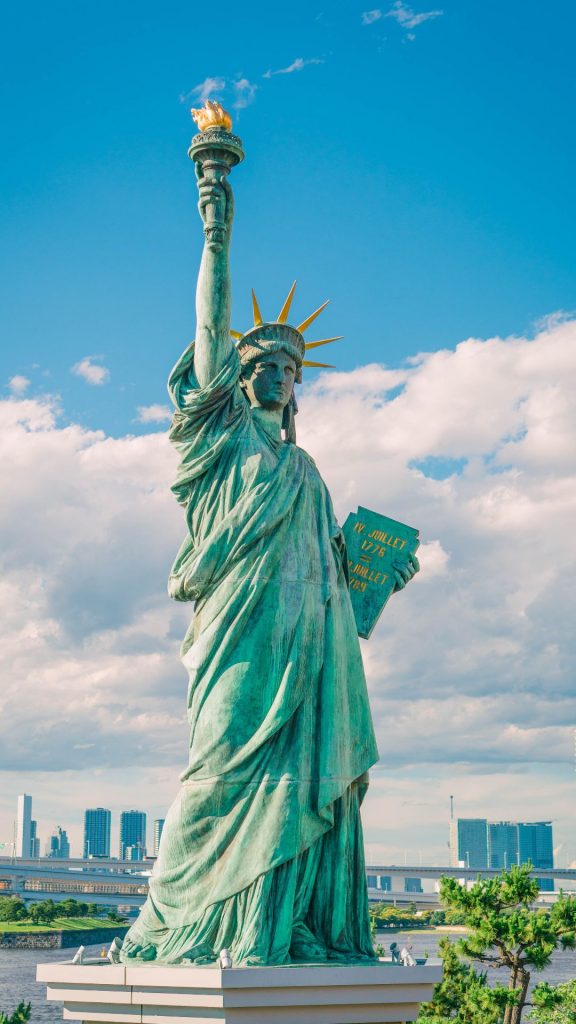 Statue of Liberty iPhone Wallpaper