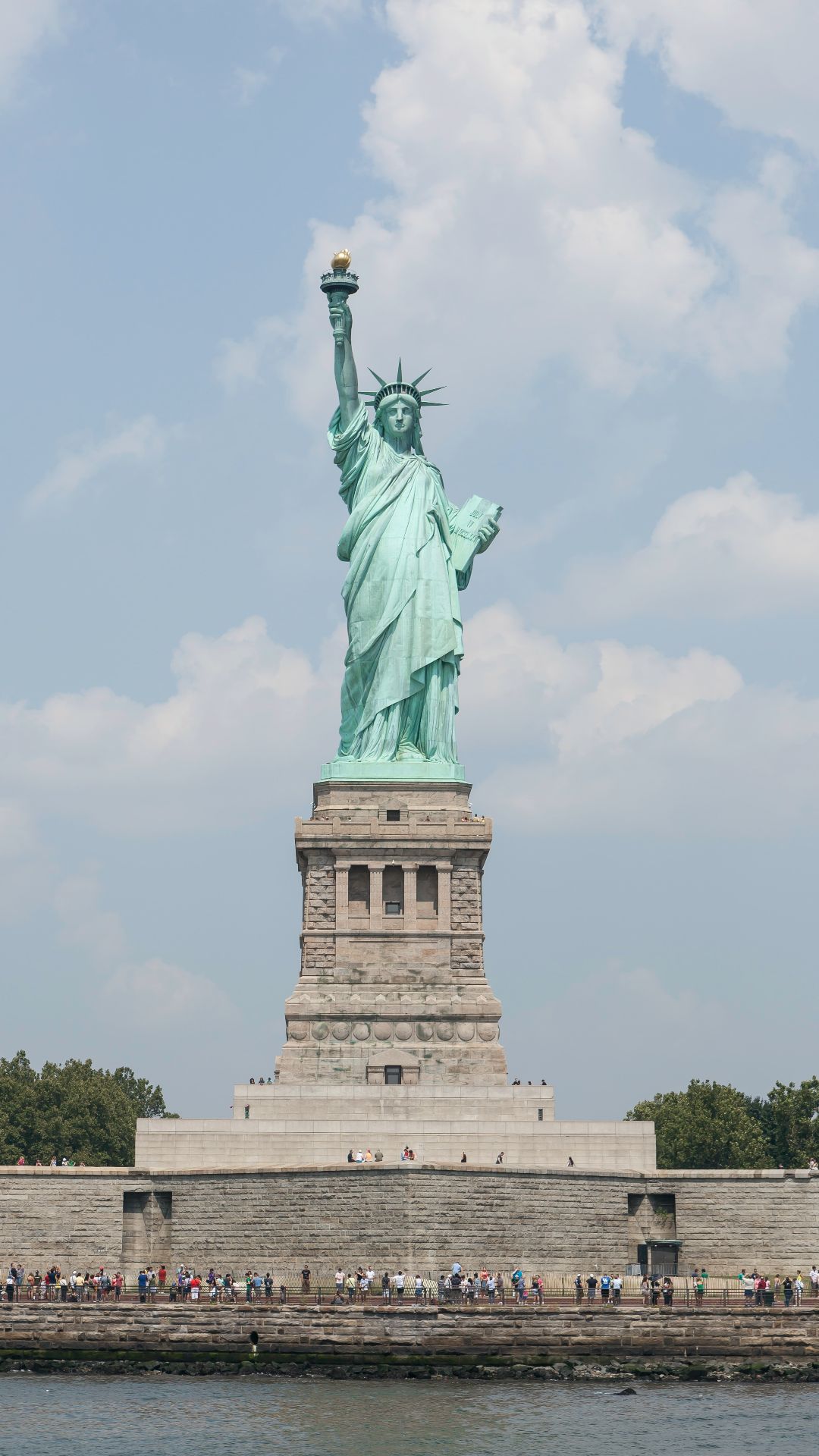 Statue of Liberty iPhone Wallpapers