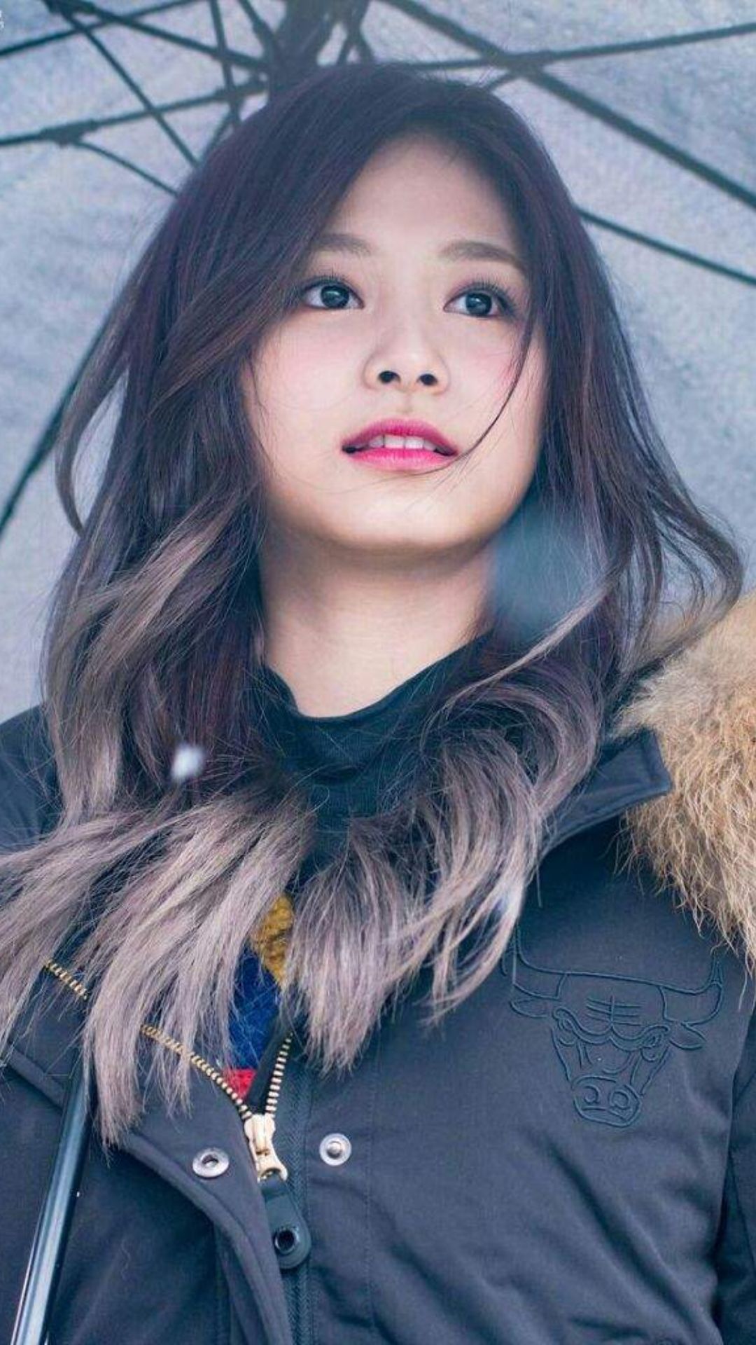 Tzuyu iPhone 12 Wallpaper