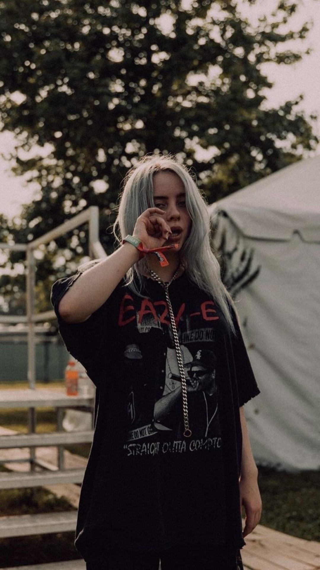 Cool Billie Eilish Wallpaper iPhone X