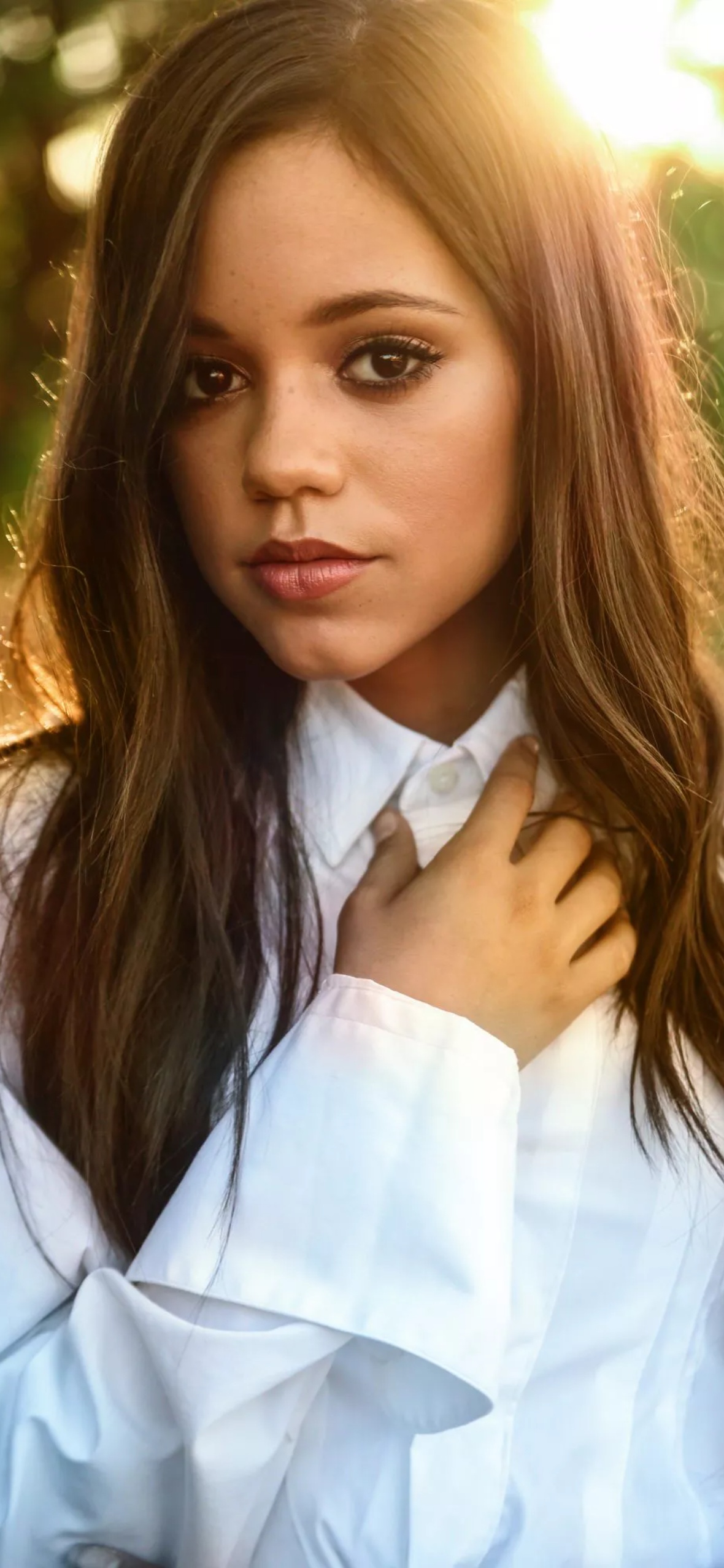 Jenna Ortega Wallpaper iPhone X