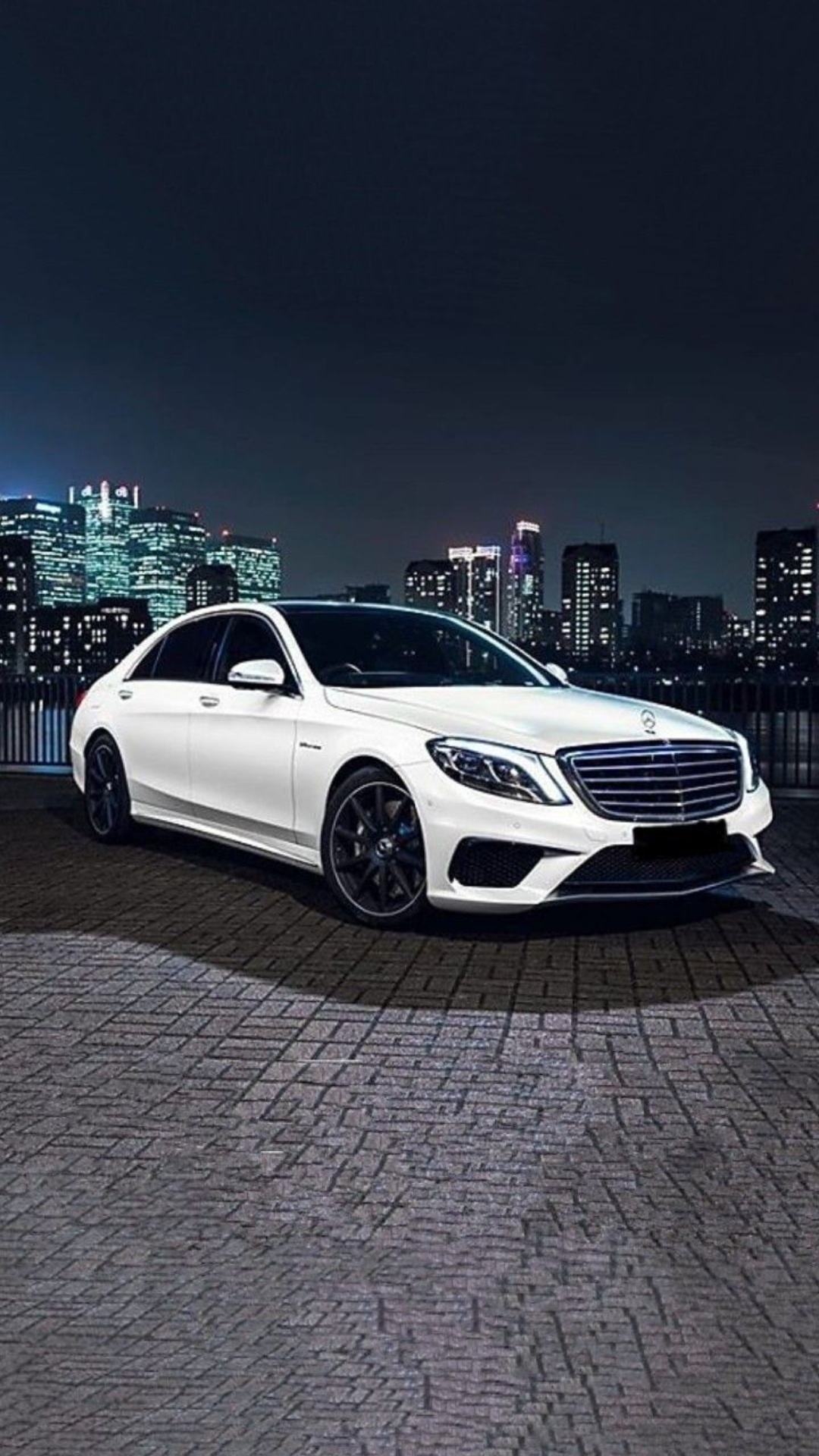 Mercedes Benz Wallpaper HD For iPhone