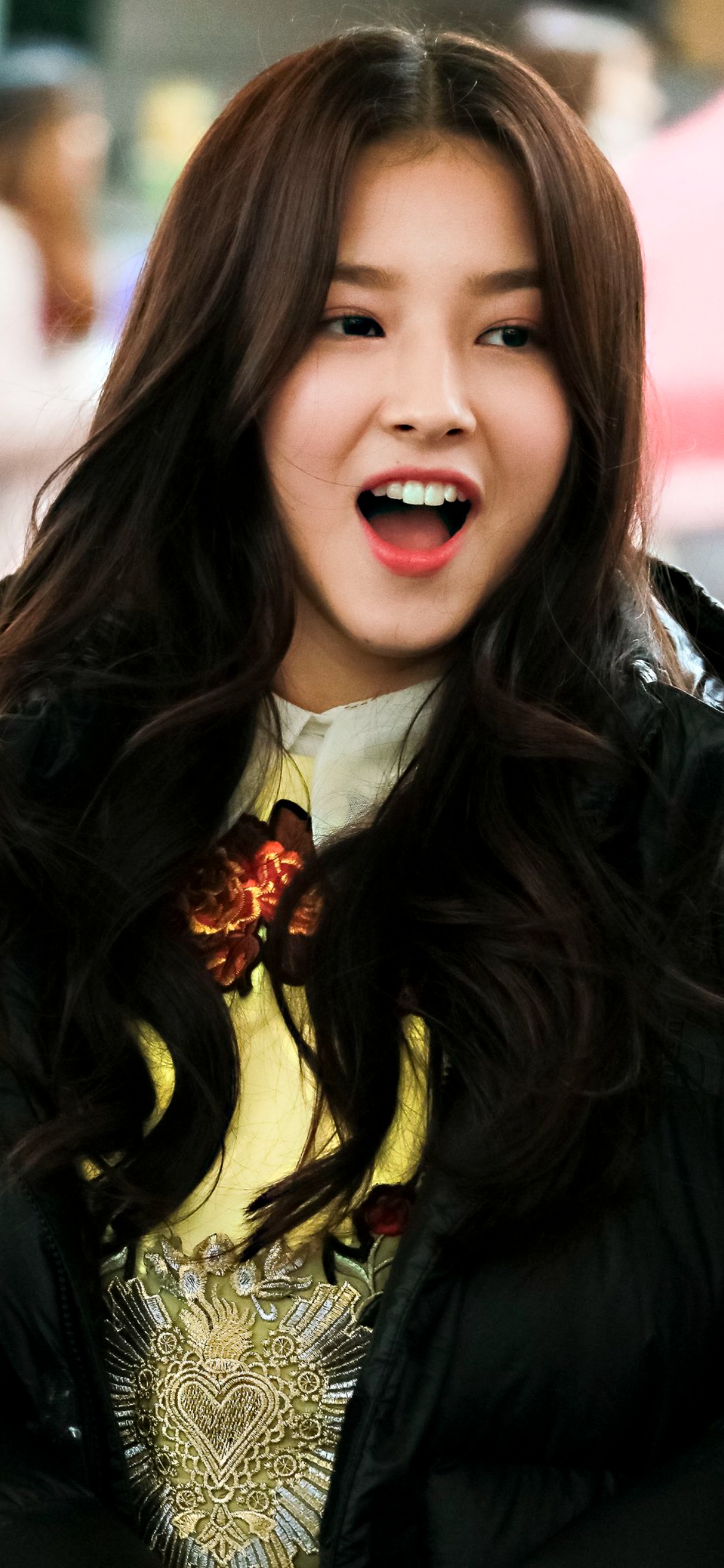 Nancy Momoland Wallpaper iPhone