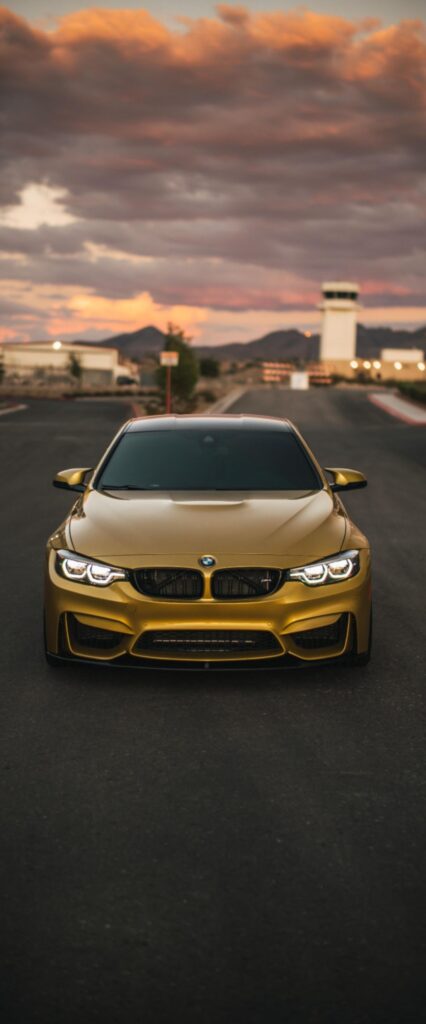 BMW M4 G82 iPhone Wallpaper 4k