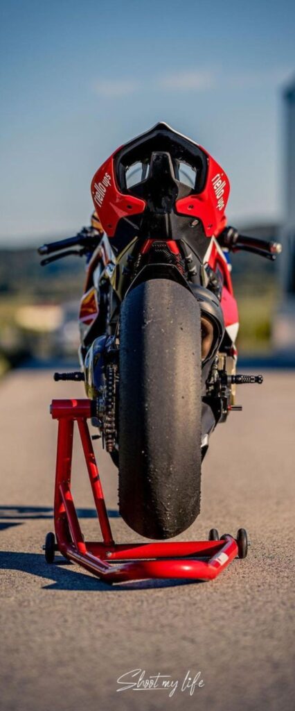 Ducati Panigale V4 Wallpaper For iPhone 11