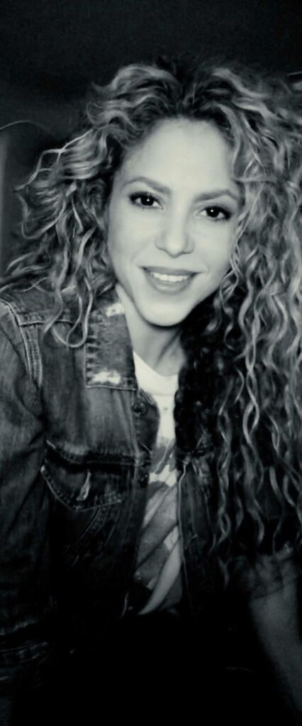 Shakira Wallpaper For iPhone 14