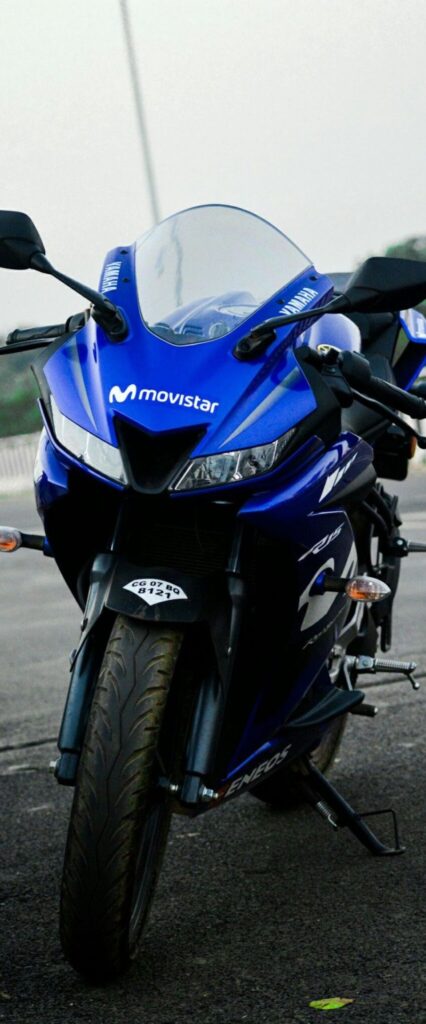 Yamaha R15 iPhone Wallpaper