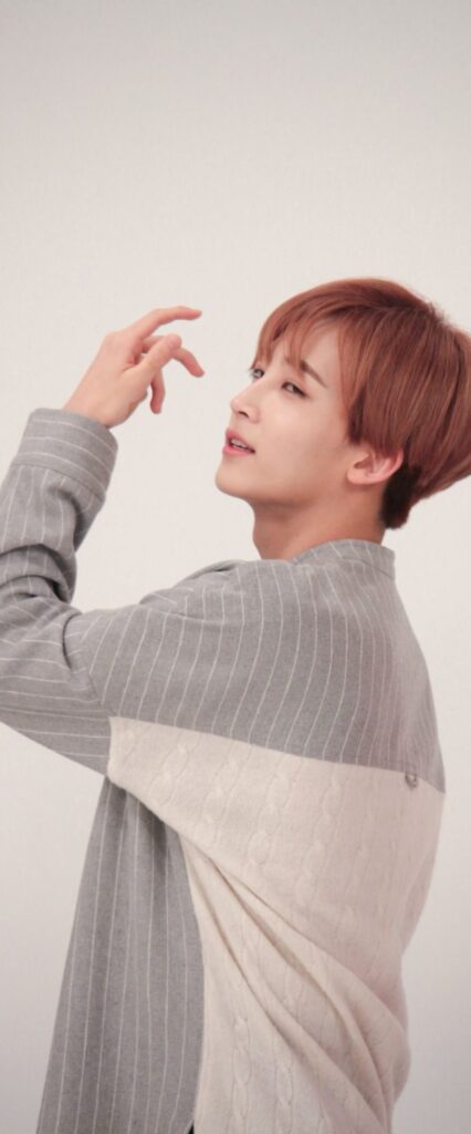 Yoon Jeonghan Wallpaper For iPhone 12