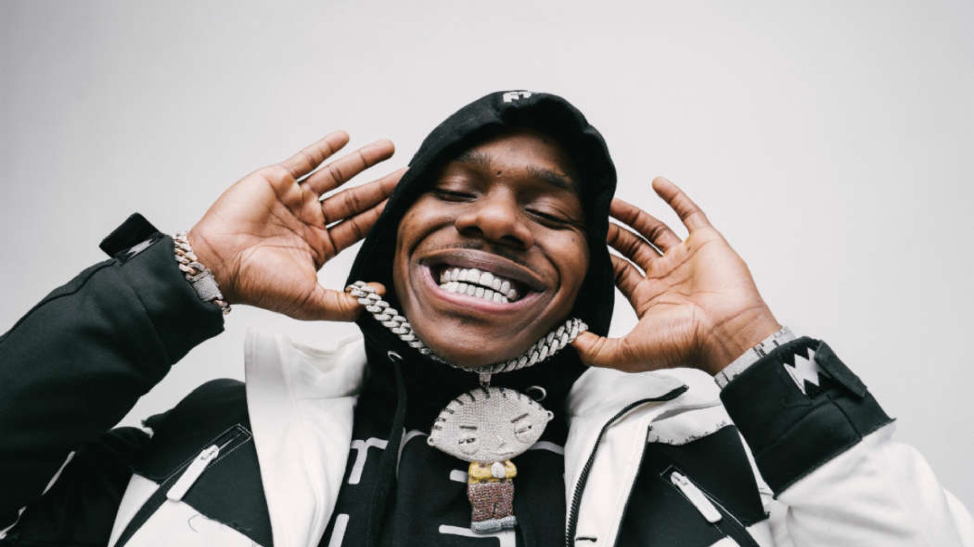 Download Dababy Peephole Outfit Wallpaper