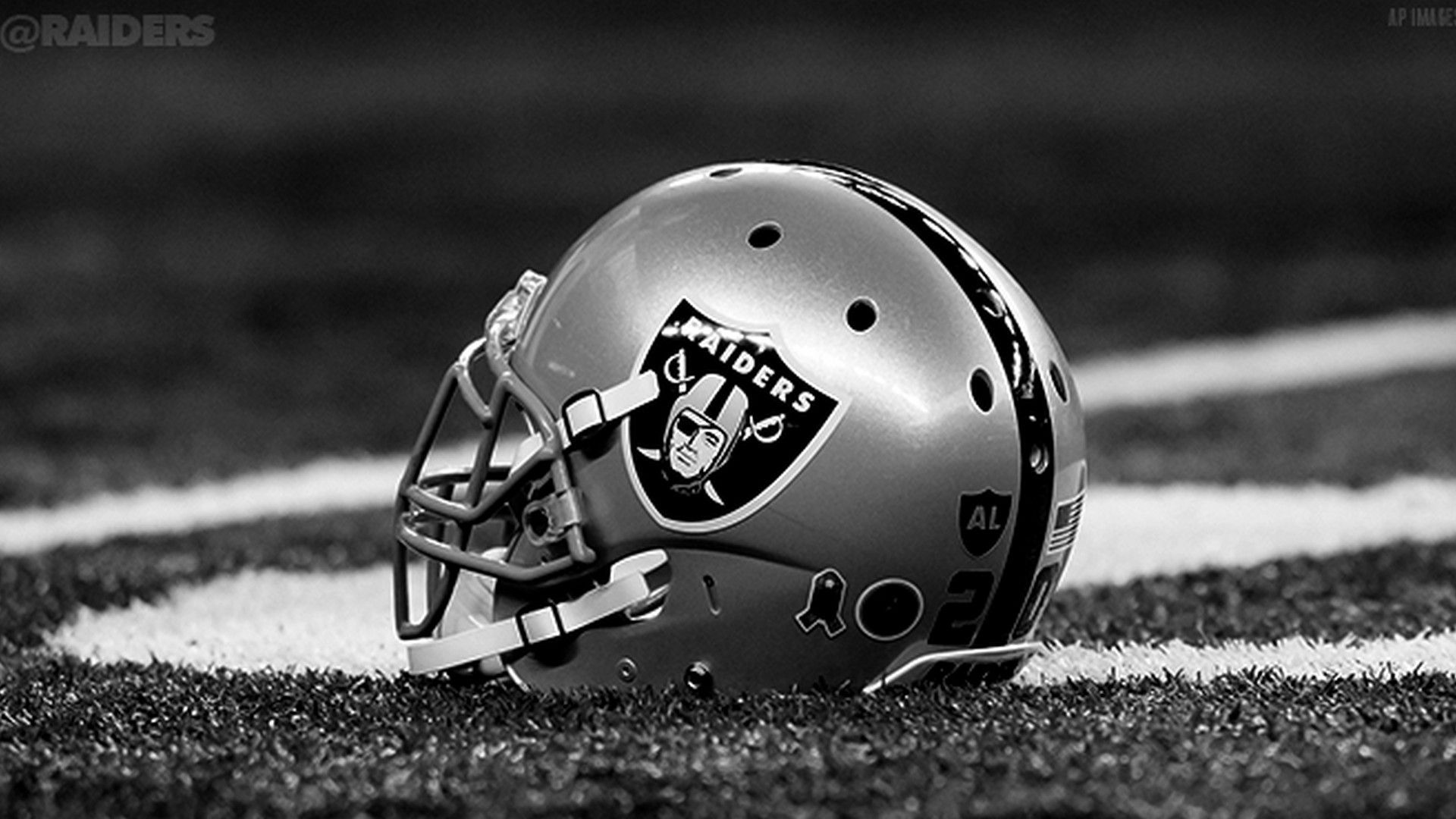 NFL Las Vegas Raiders Logo Wallpaper