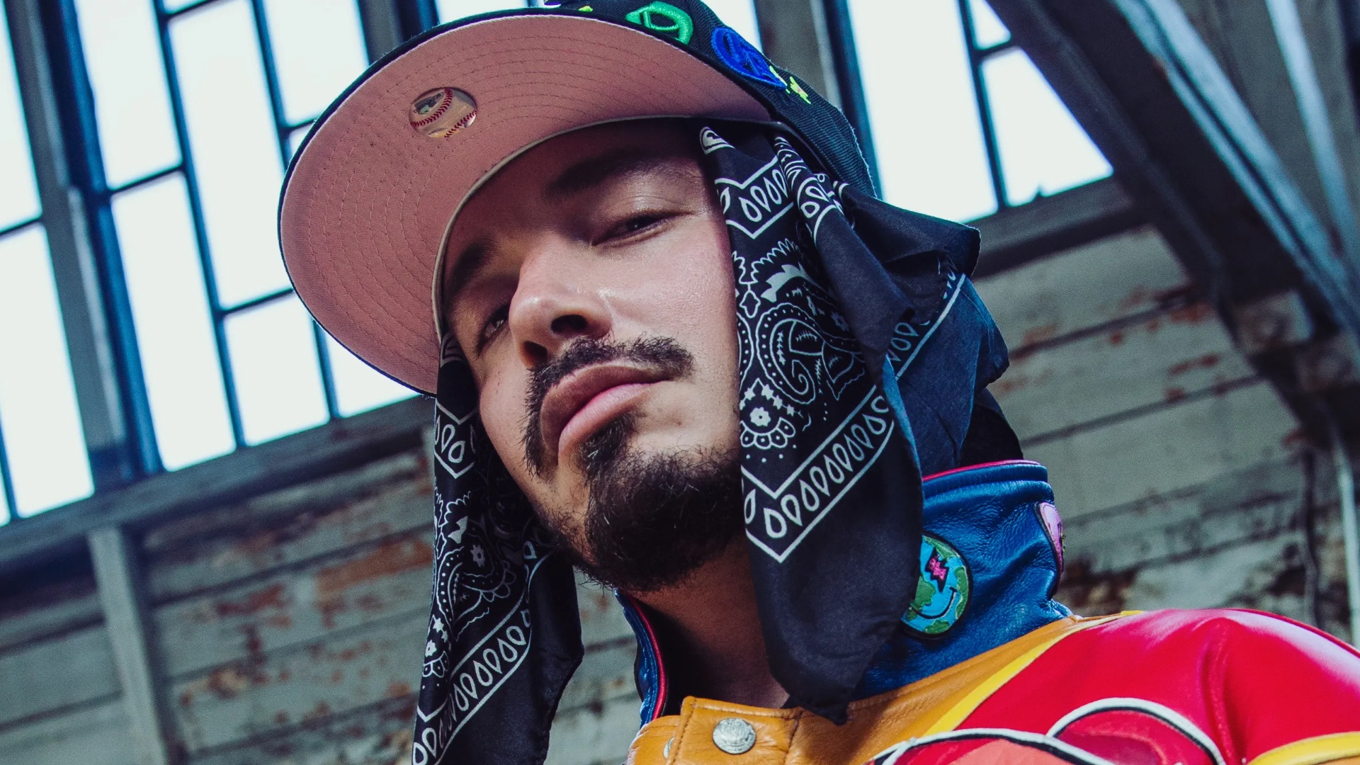 J Balvin - Desktop Wallpapers, Phone Wallpaper, PFP, Gifs, and More!