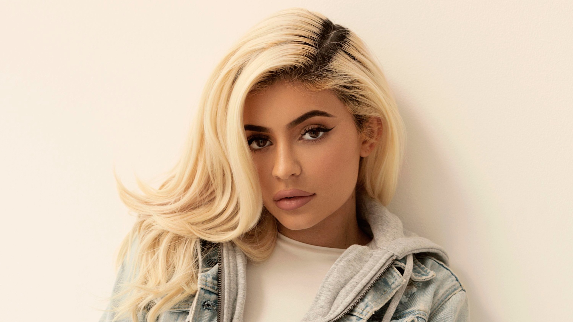 Cool Kylie jenner Backgrounds