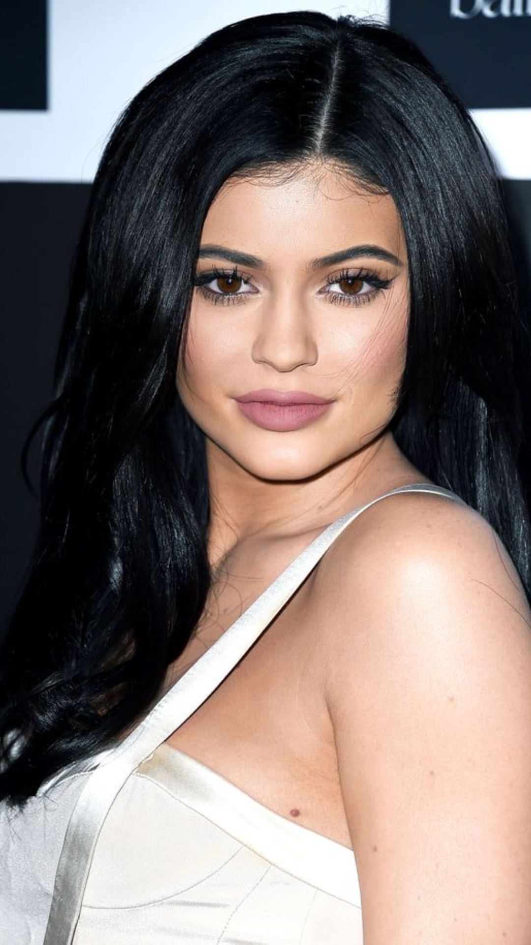 Cool Kylie jenner Wallpaper Pictures