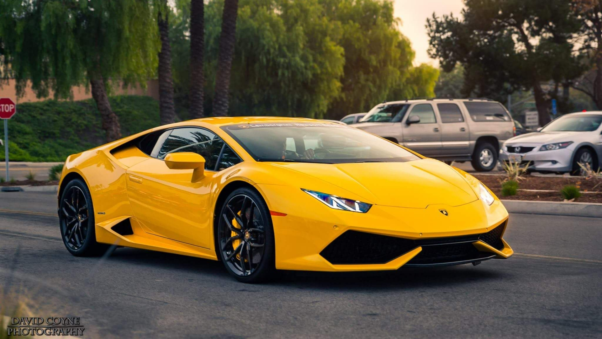 yellow lamborghini wallpapers