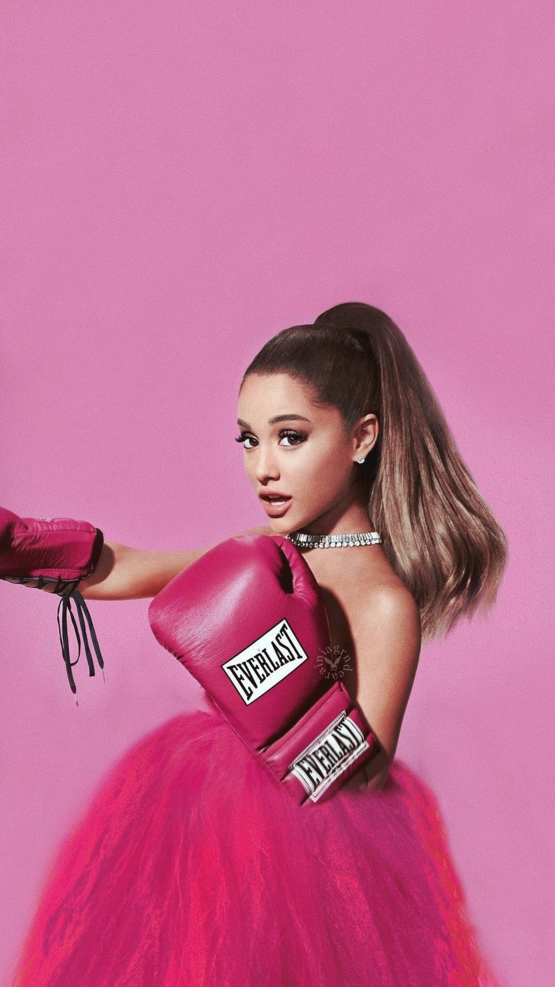 New Ariana Grande HD Wallpaper