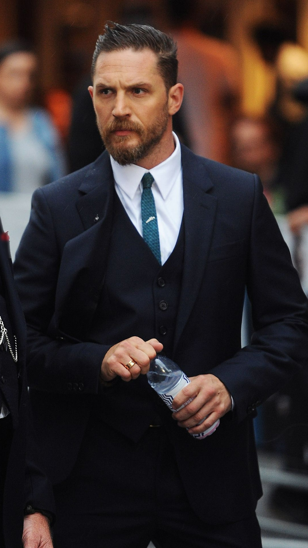 Tom Hardy Mobile Backgrounds