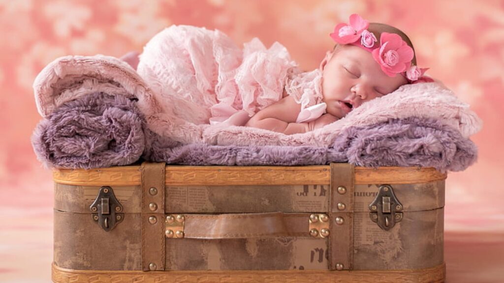 Cute Baby PC Wallpaper