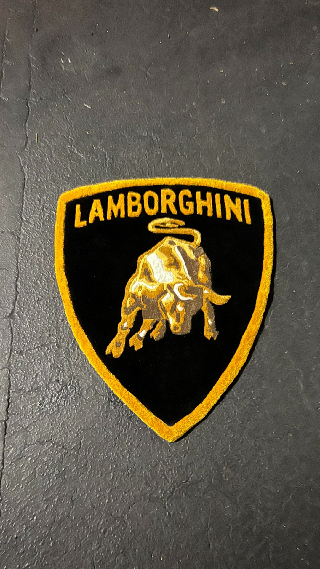 Lamborghini Logo Home Screen Wallpaper 4k