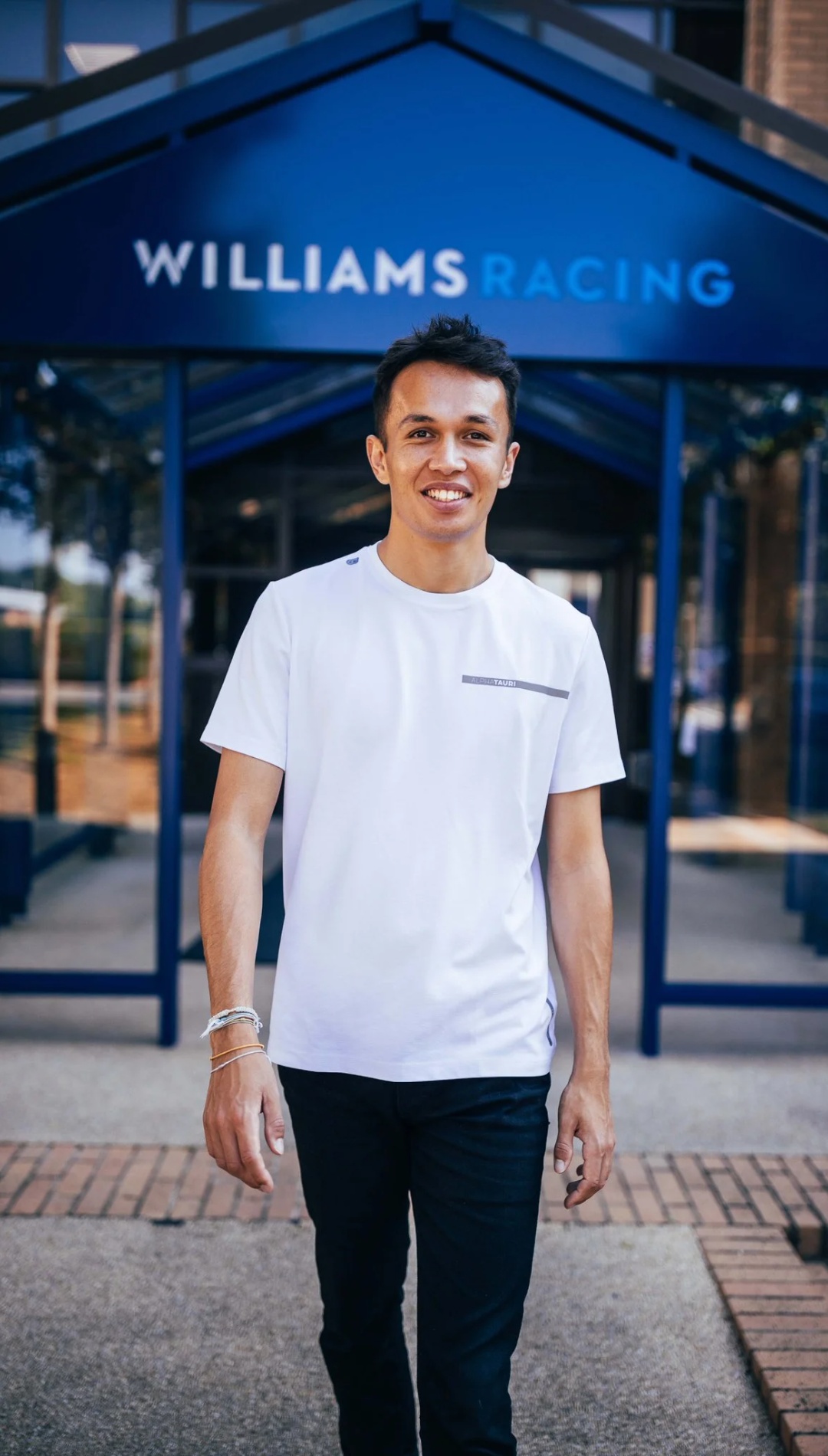 Alex Albon Wallpaper iPhone 14