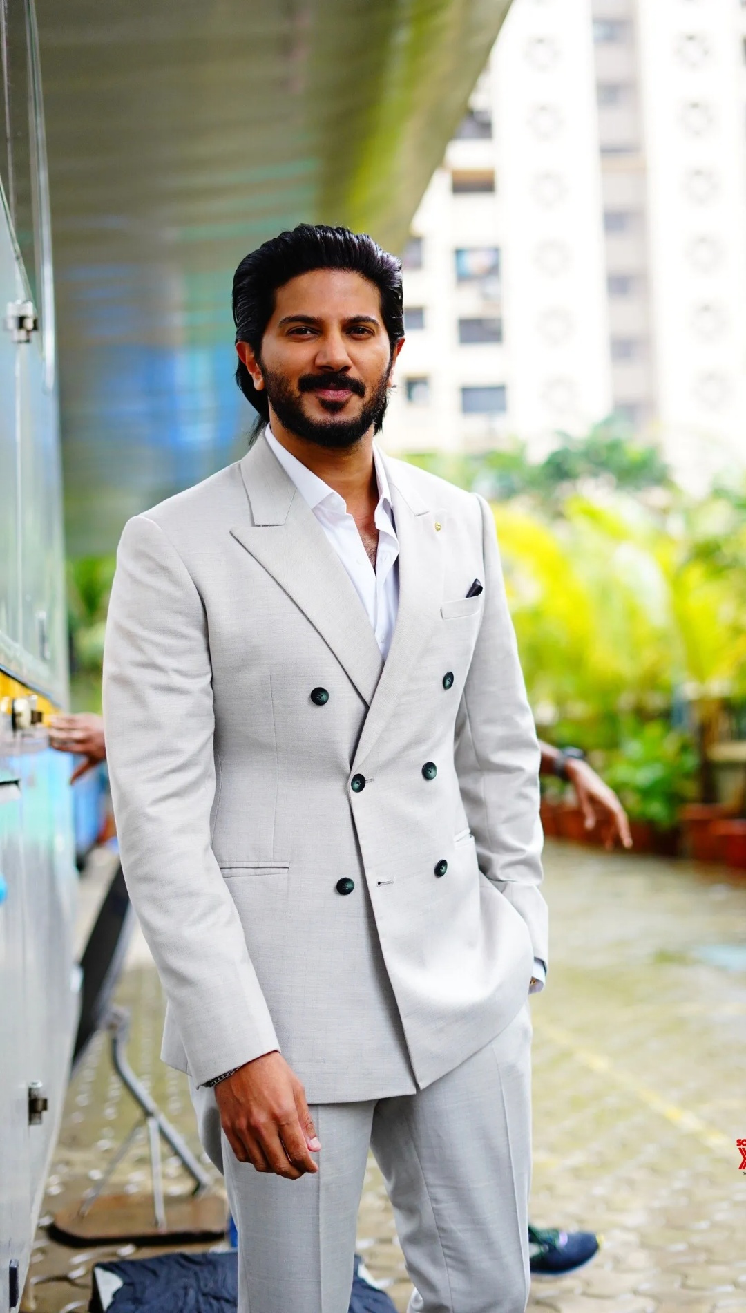 Dulquer Salmaan Wallpaper HD For iPhone