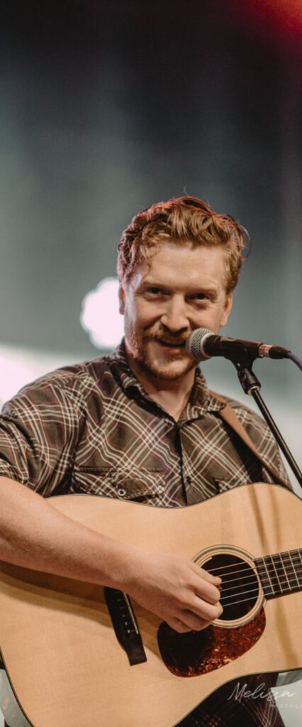 Tyler Childers Wallpaper For iPhone 15