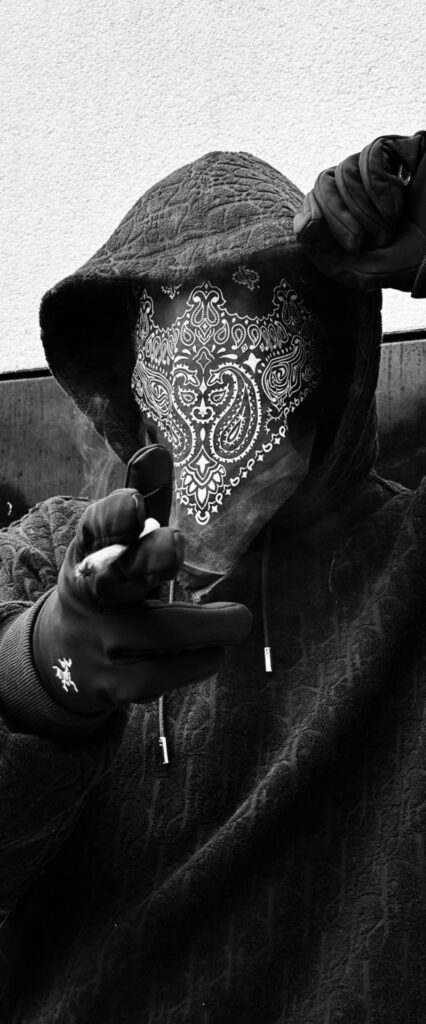 Ziak iPhone Wallpaper 4k