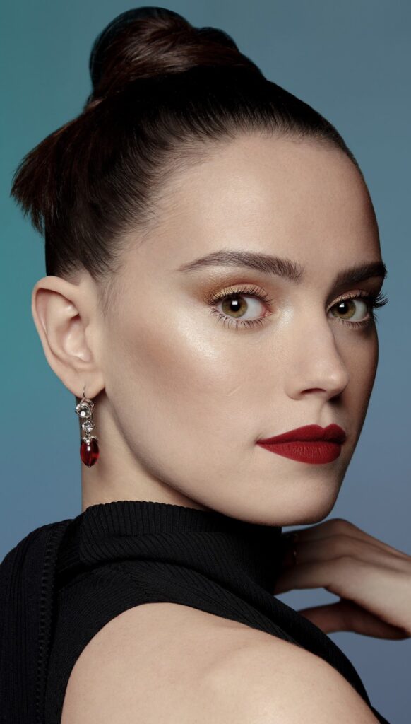 Daisy Ridley Wallpaper