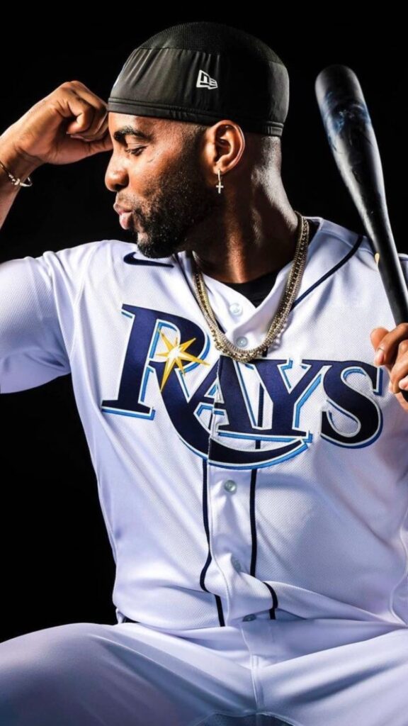 Yandy Diaz Wallpaper