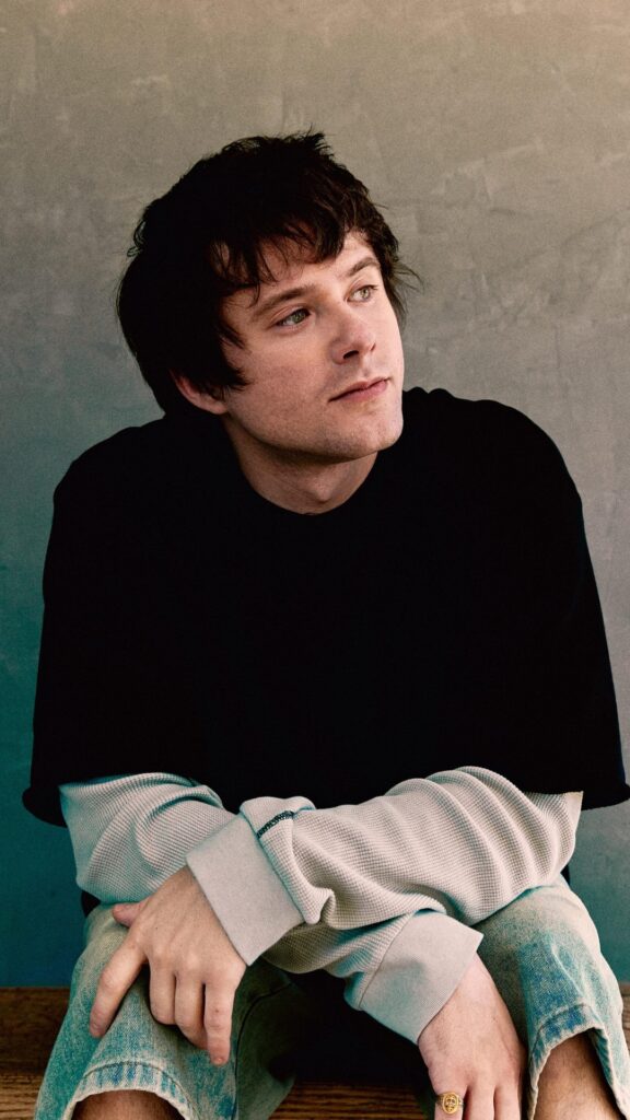 Alec Benjamin Wallpaper