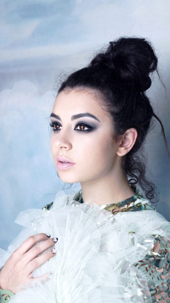 Charli Xcx Wallpaper