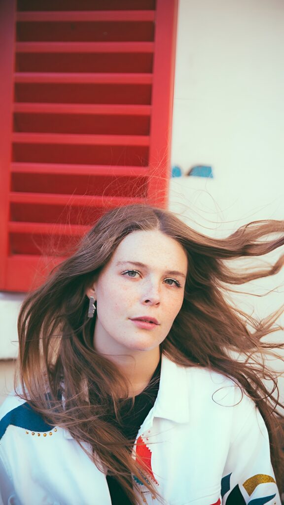 Maggie Rogers Wallpaper